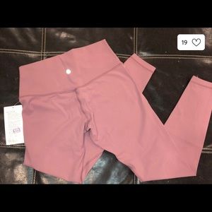 Lulu lemon leggings they fit so nice